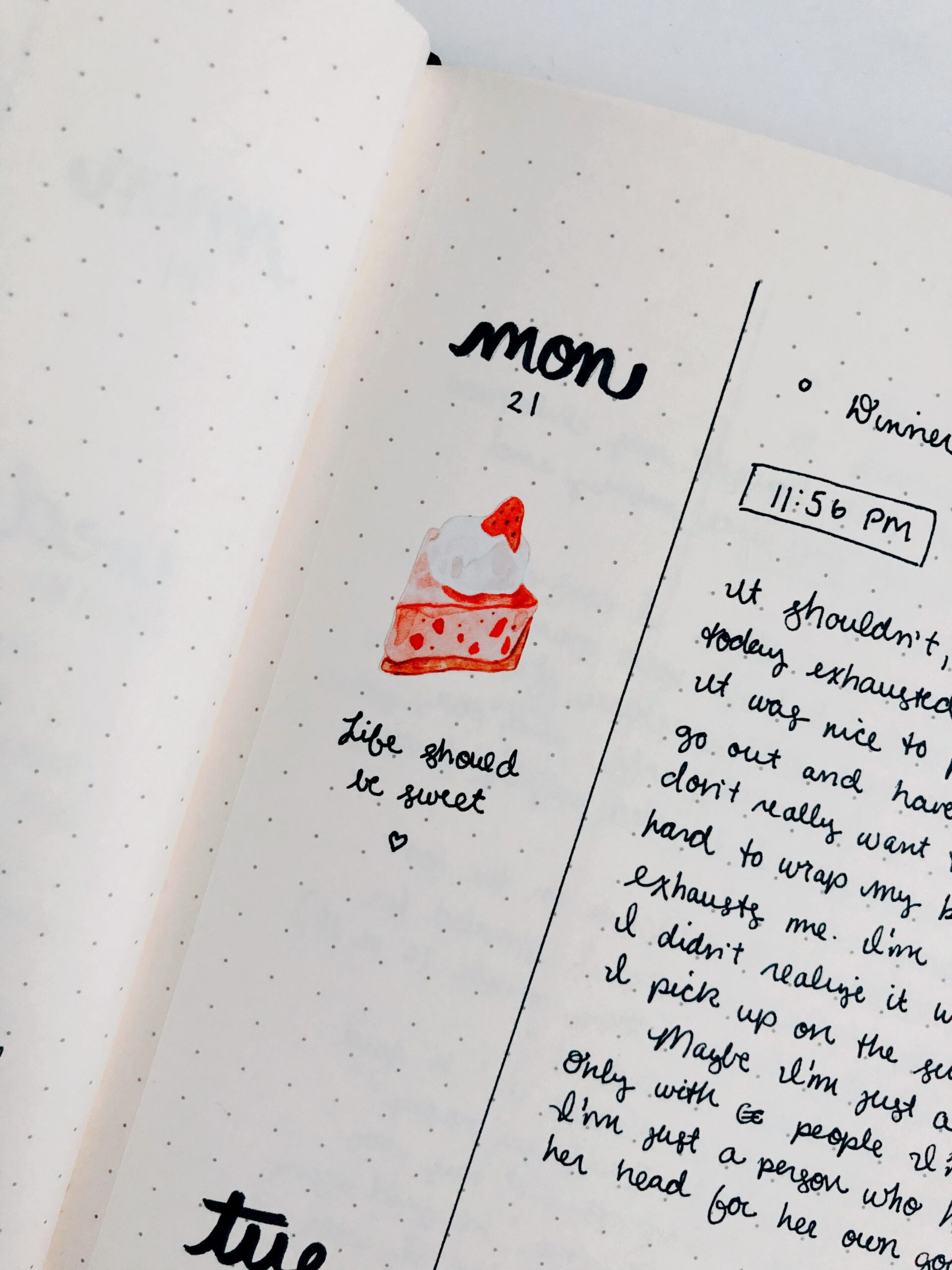 Minimal bullet journal - decorate the margins
